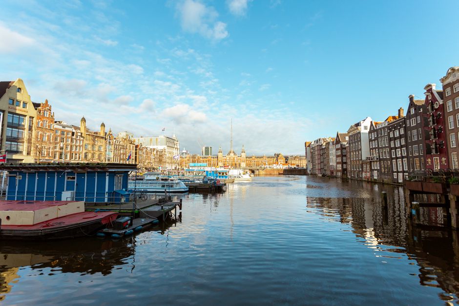 grachtenpand, Leiden foto voor Wonen in een grachtenpand in Leiden